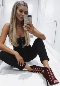 Индивидуалка: Оля