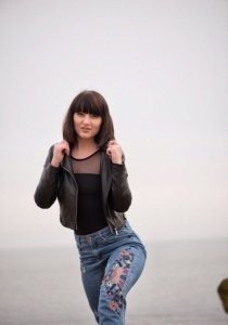 Индивидуалка: Лариса