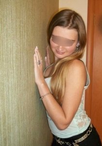 Массажистка: Катя