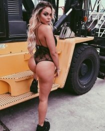 Индивидуалка: Алиса