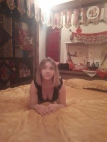 Массажистка: Таня