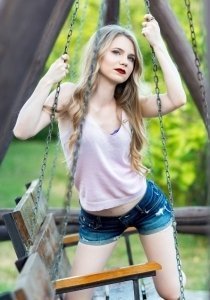 Индивидуалка: Света