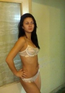 Индивидуалка: Люда