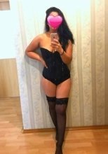 Массажистка: Саша