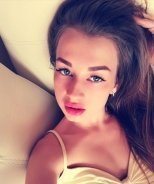 Индивидуалка: Света