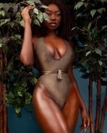 Индивидуалка: Лора