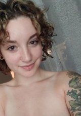 Массажистка: Лина