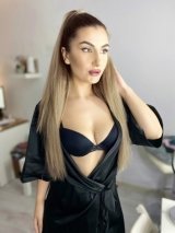 Массажистка: Евгения